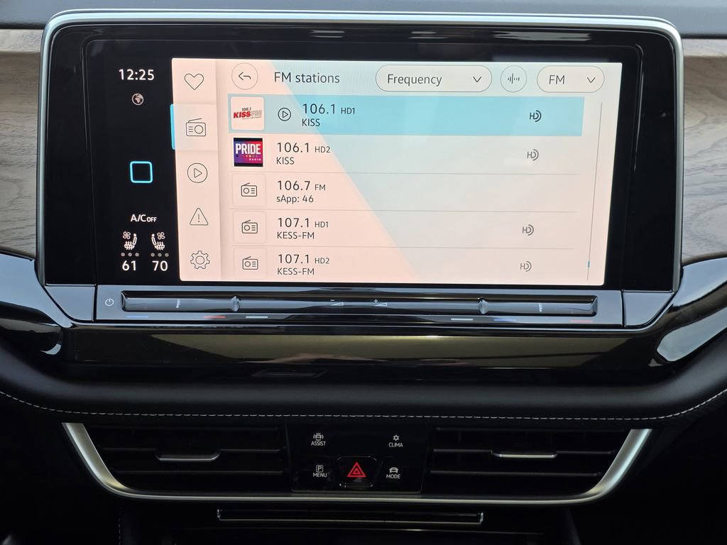 New 2026 Volkswagen Atlas SE image 9