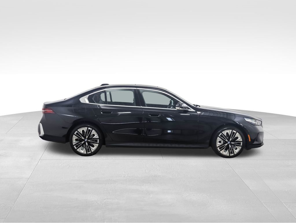 New 2026 BMW 530i xDrive image 6