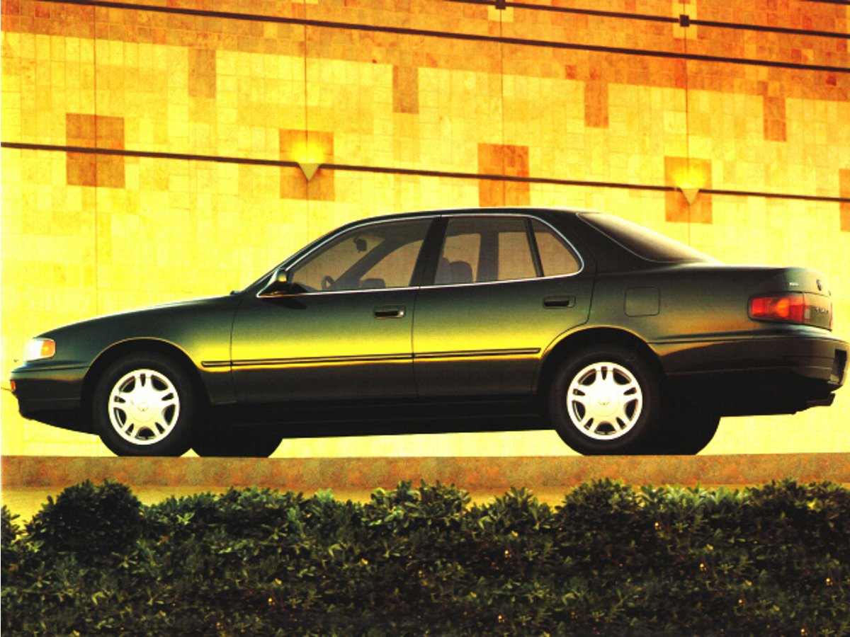 Used 1996 Toyota Camry DX FWD image 2