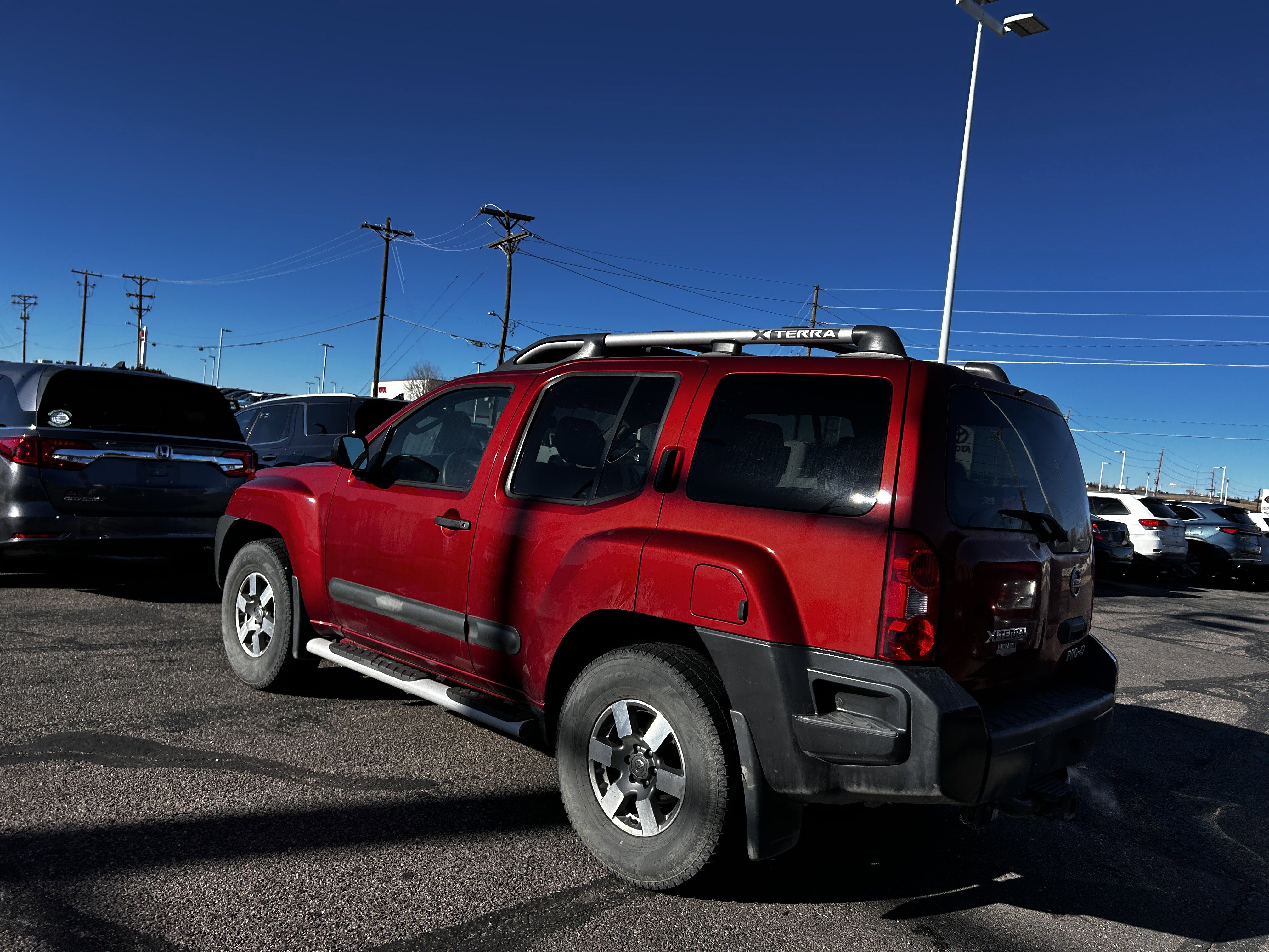 Used 2012 Nissan Xterra PRO-4X w/ Pro-4x Leather Pkg image 3