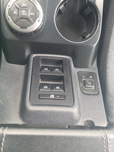 Used 2025 Ford Bronco Big Bend image 32