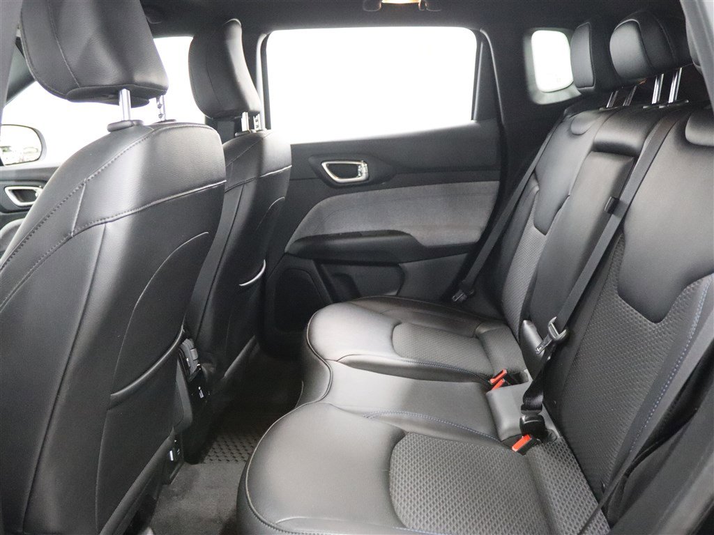 Used 2023 Jeep Compass Latitude w/ Convenience Group image 17