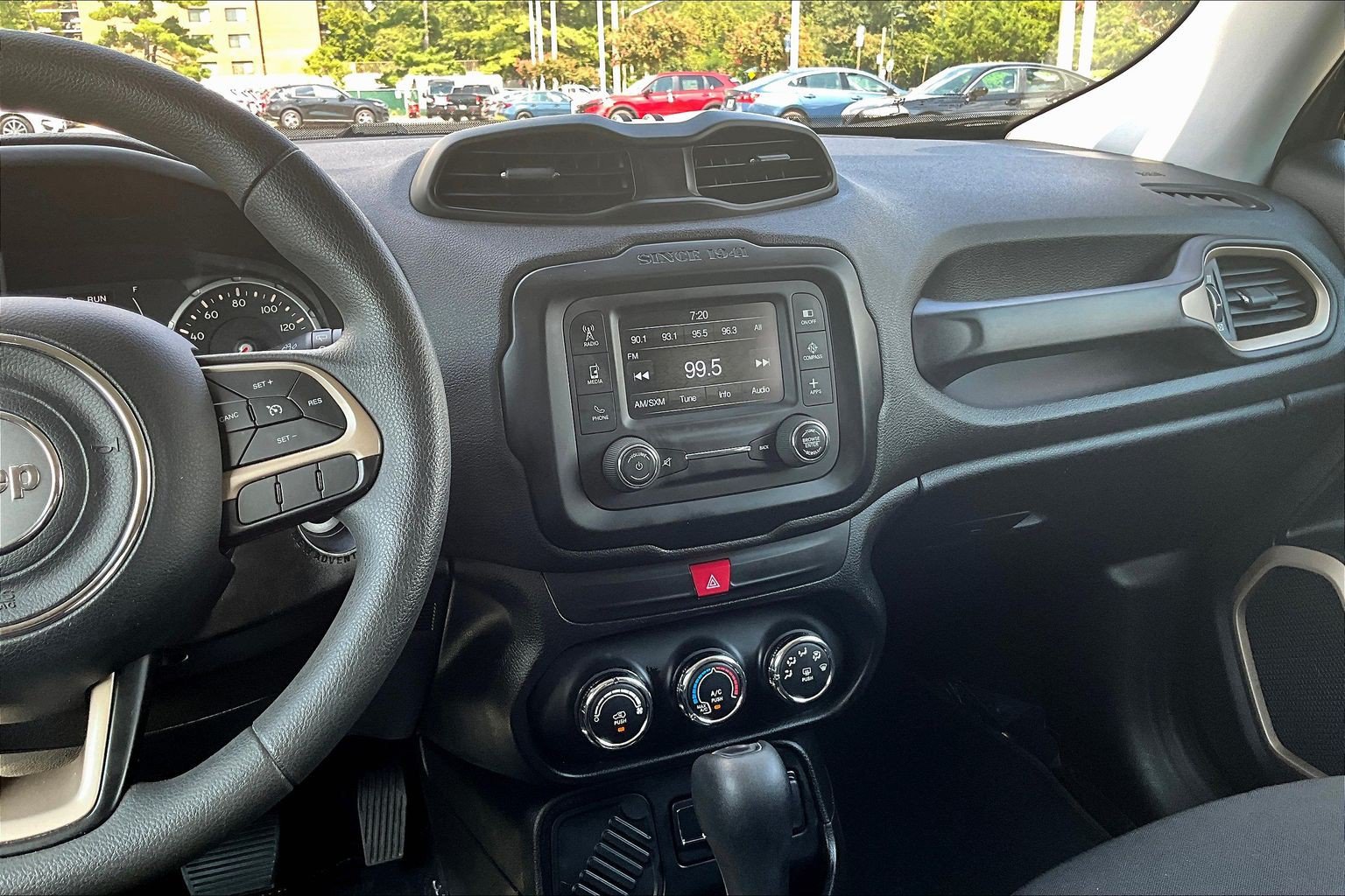 Used 2017 Jeep Renegade Sport w/ Power & Air Group FWD image 6