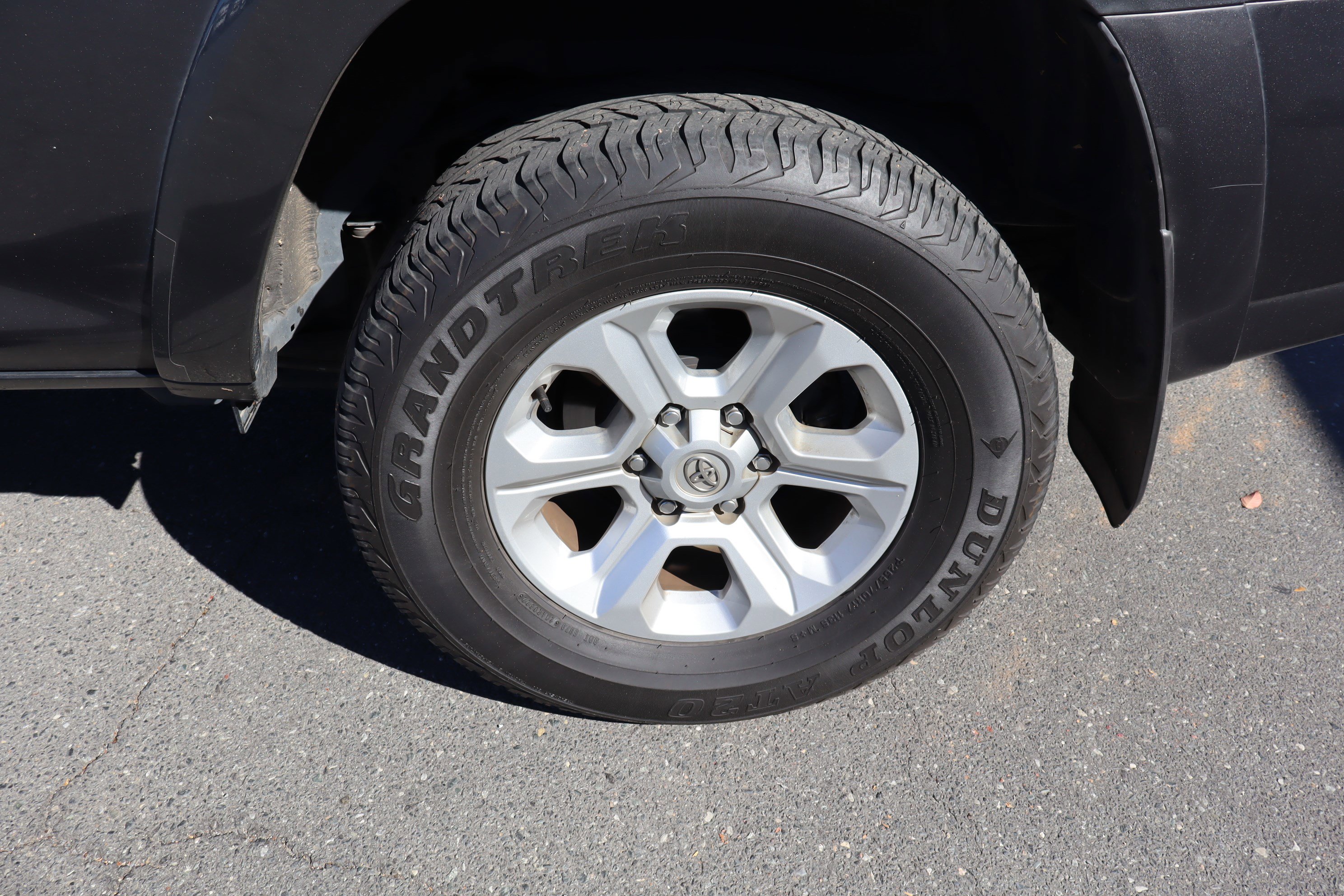 Used 2022 Toyota 4Runner SR5 Premium image 41