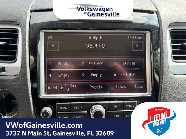 Used 2014 Volkswagen Touareg Executive AWD/4WD image 24