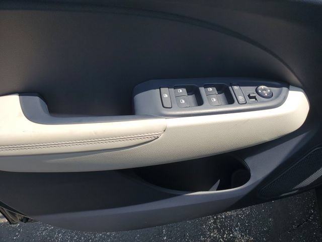 New 2026 Hyundai Venue SEL FWD image 19