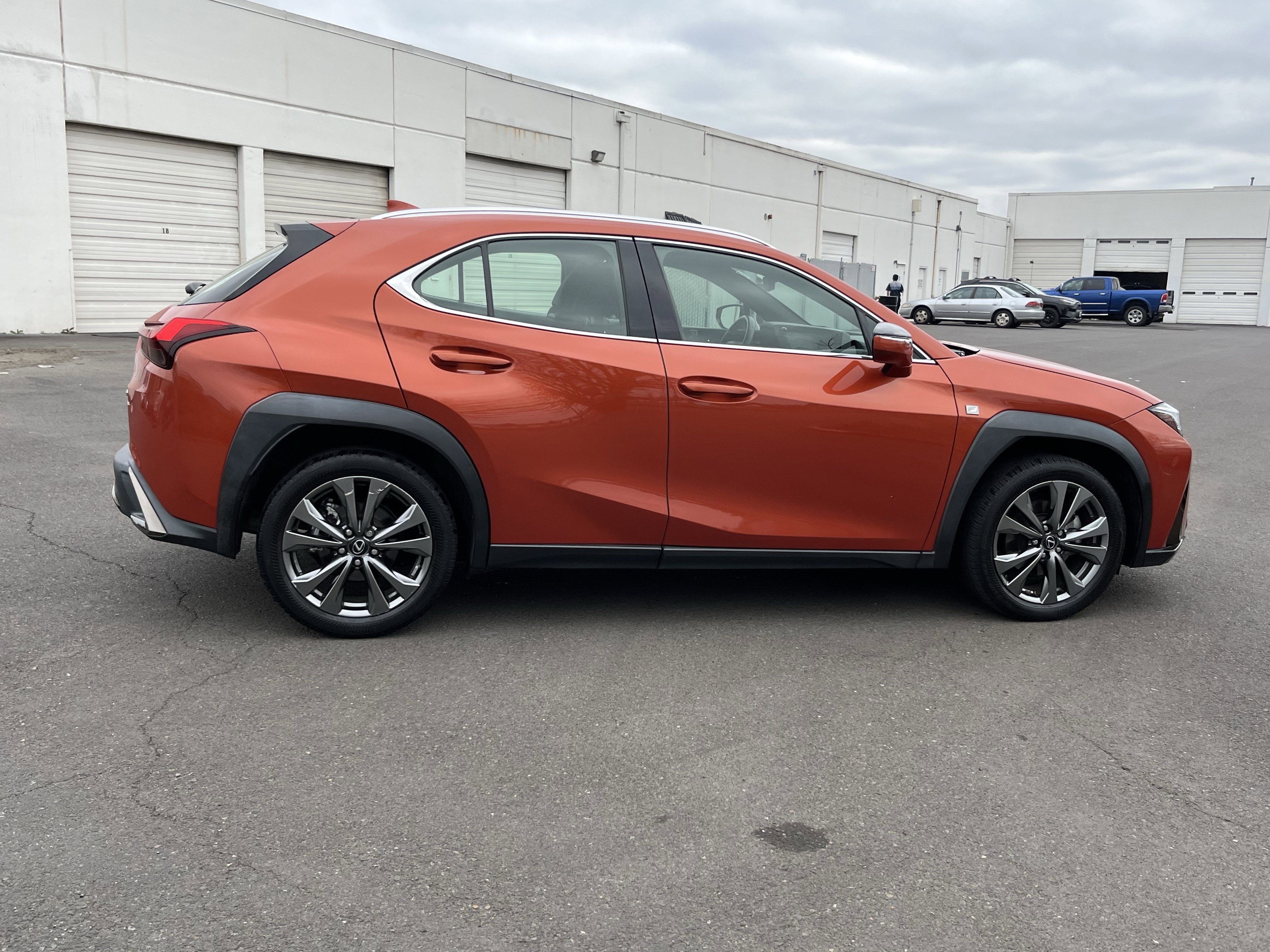 Used 2019 Lexus UX 200 F Sport w/ F Sport Premium Package image 6