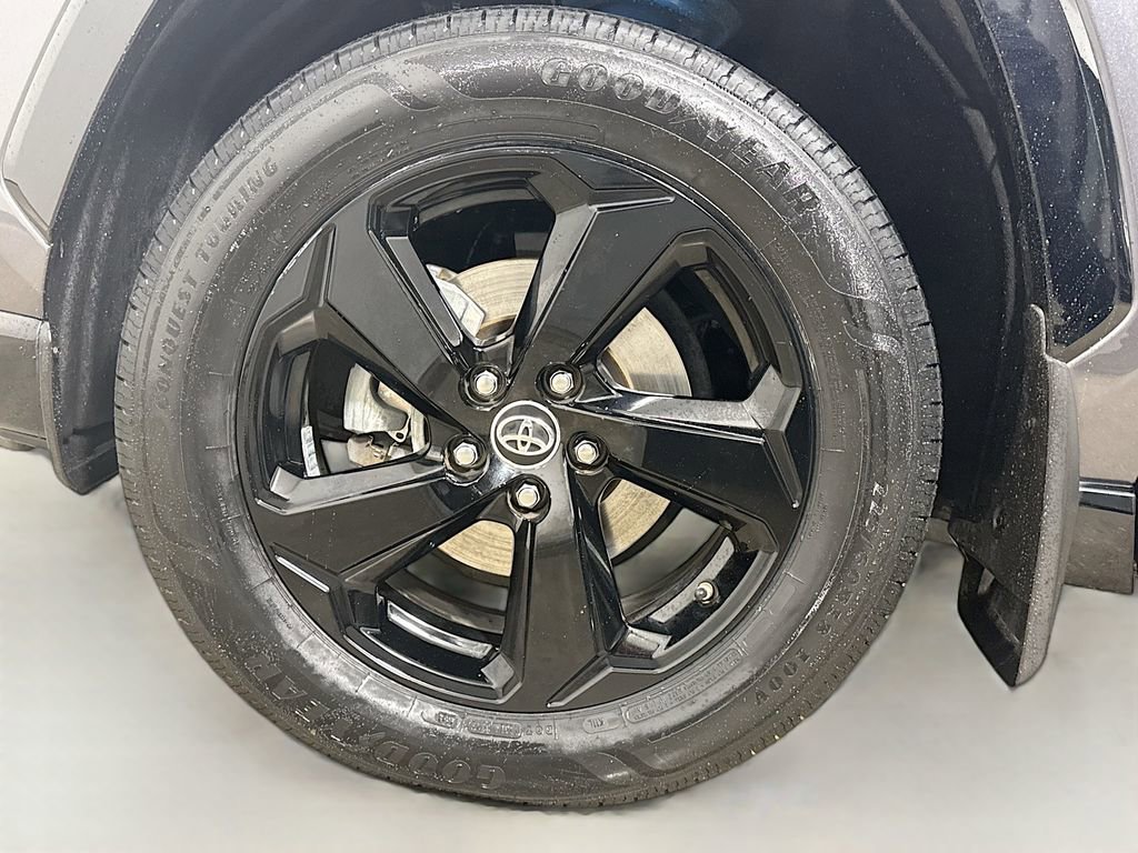 Used 2019 Toyota RAV4 XSE image 31