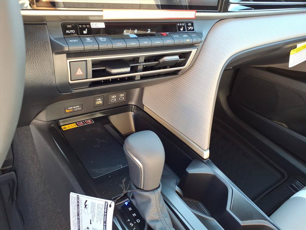New 2026 Toyota Camry SE w/ Multimedia Upgrade Package FWD image 14