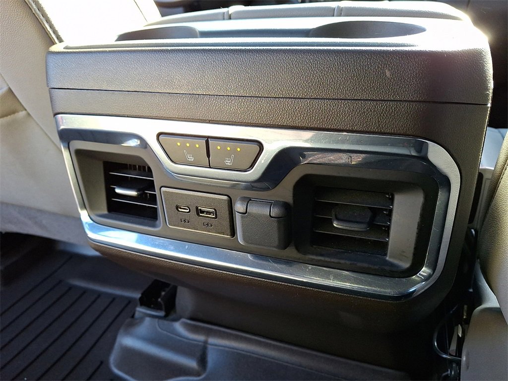 Used 2023 GMC Sierra 2500 SLT w/ SLT Premium Package image 11