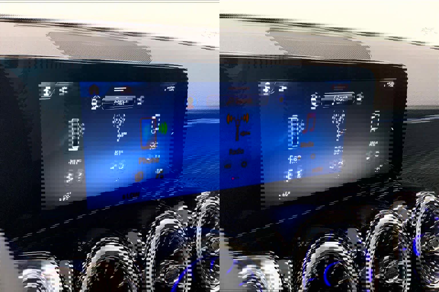 Used 2025 Mercedes-Benz GLB 250 image 23