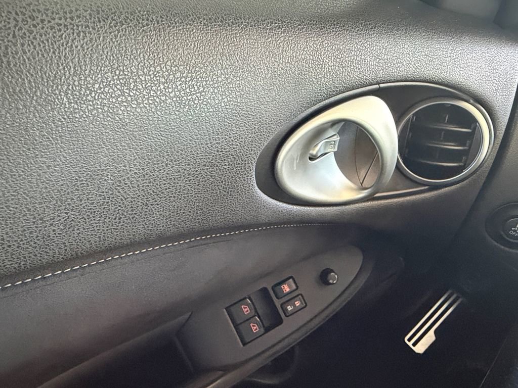 Used 2014 Nissan 370Z Touring w/ Sport Package RWD image 11
