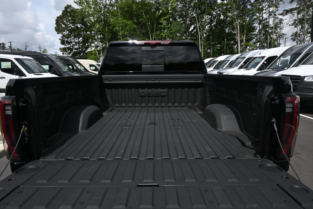 Used 2026 GMC Sierra 2500 AT4 w/ AT4 Premium Plus Package AWD/4WD image 27