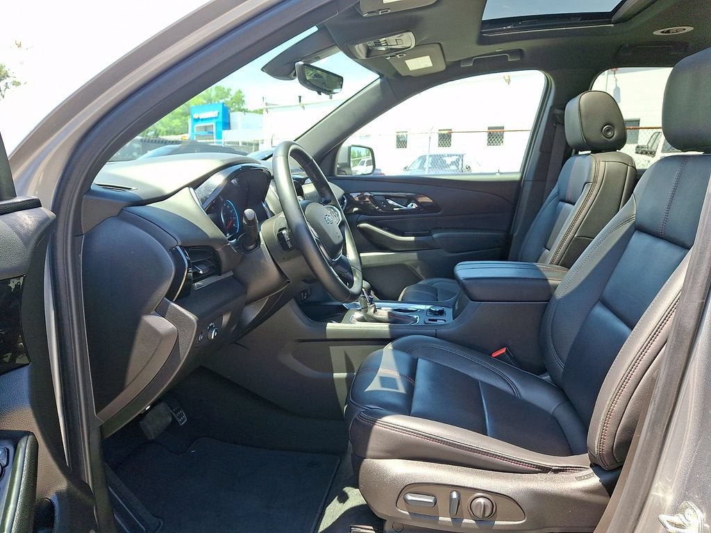 Certified 2023 Chevrolet Traverse RS AWD/4WD image 15