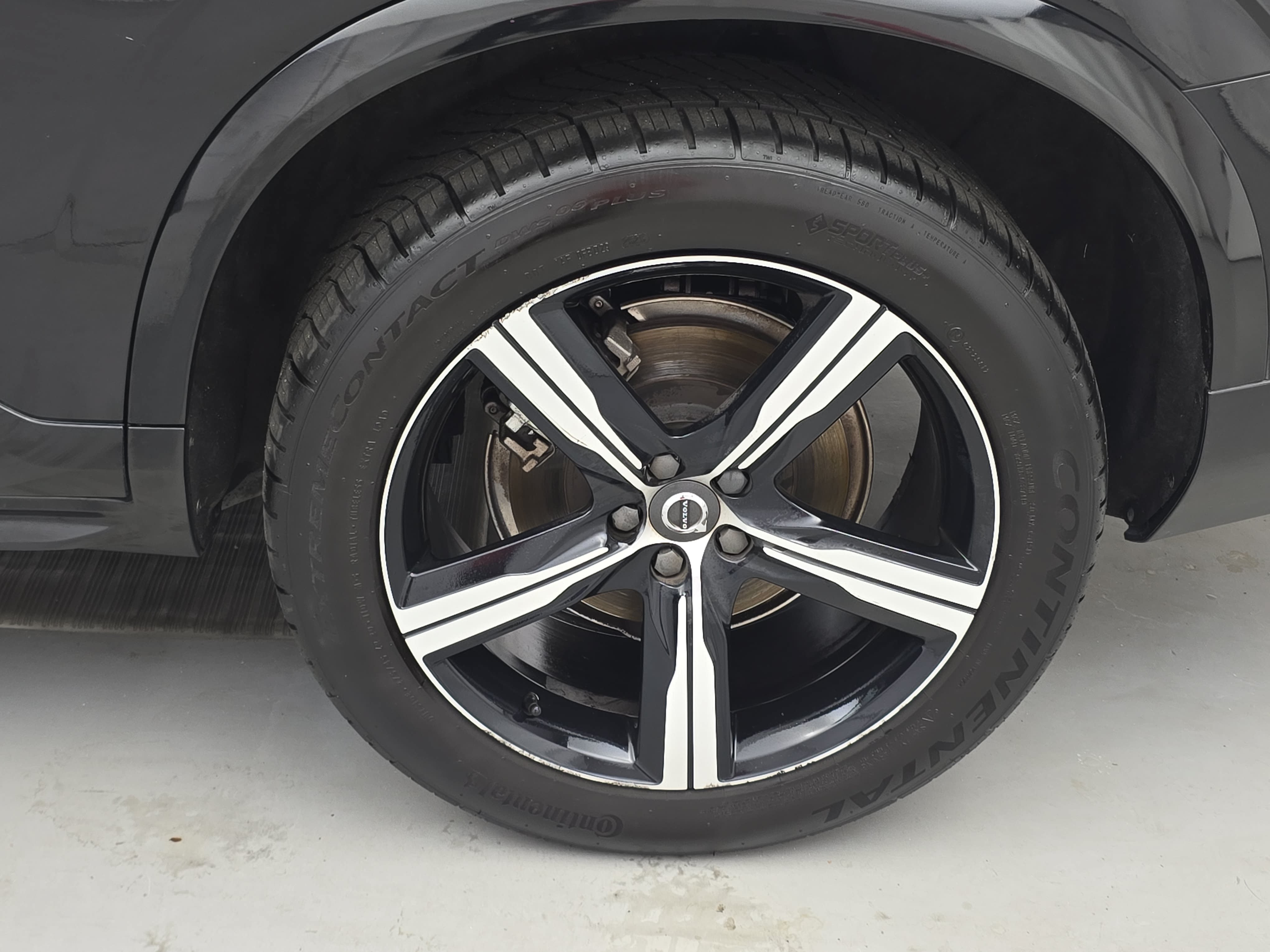 Used 2019 Volvo XC90 T6 R-Design w/ Advanced Package AWD/4WD image 38