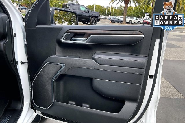 Used 2025 GMC Sierra 1500 SLT AWD/4WD image 23