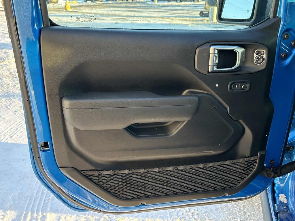 New 2025 Jeep Wrangler Unlimited Rubicon image 10