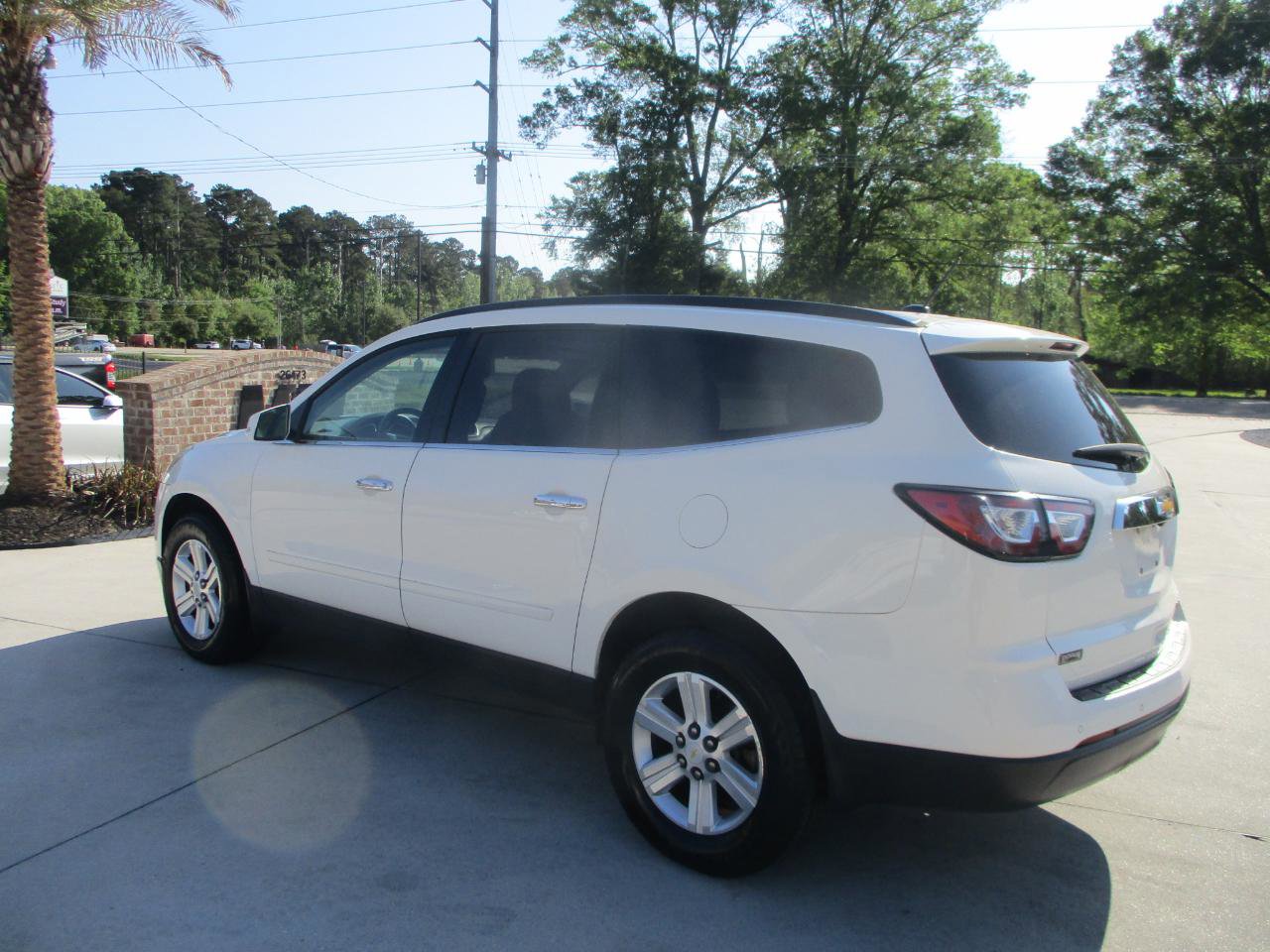 Used 2014 Chevrolet Traverse LT image 9