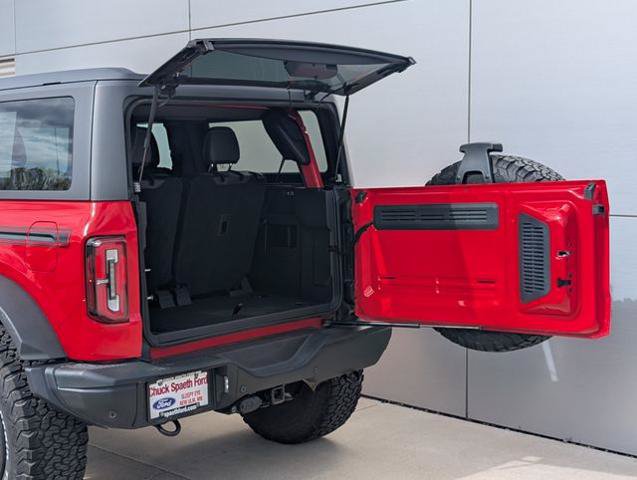 Certified 2022 Ford Bronco Badlands w/ Sasquatch Package AWD/4WD image 5