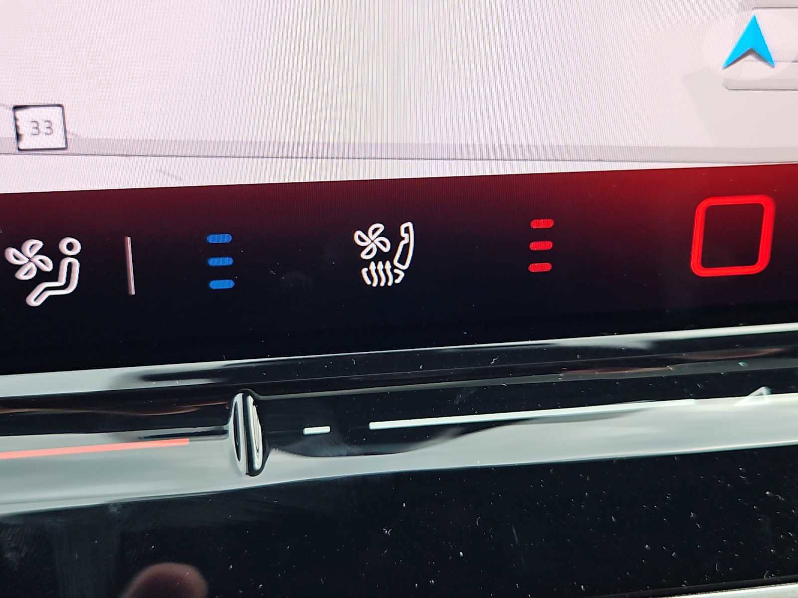 New 2025 Volkswagen GTI SE FWD image 16