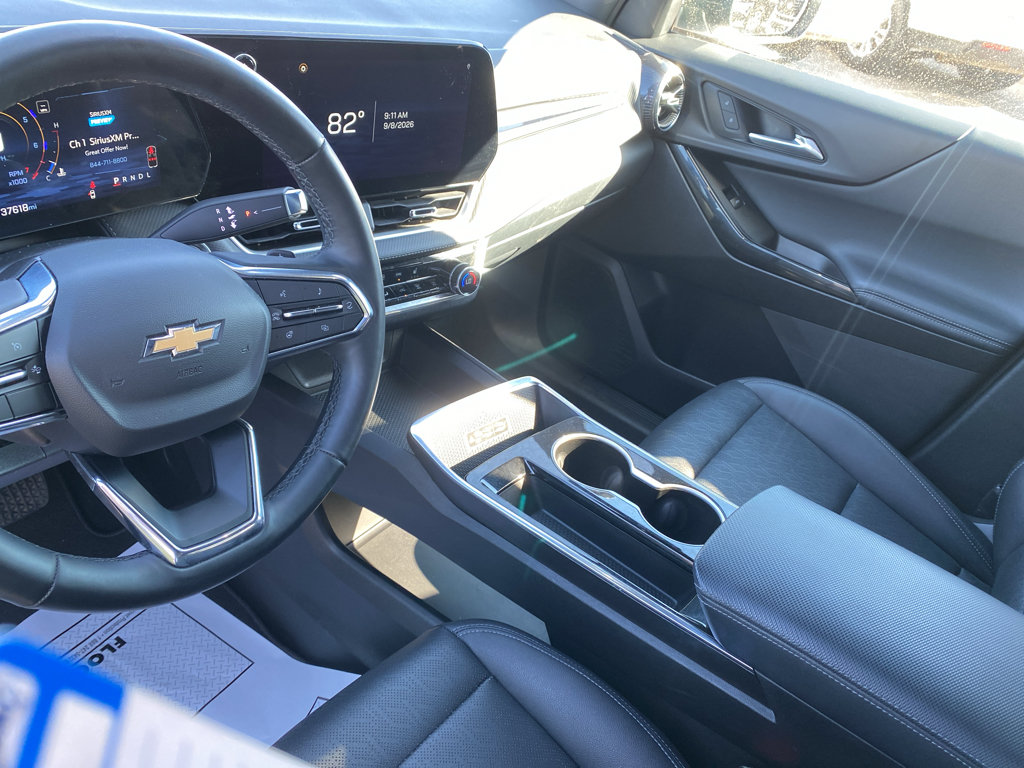 Used 2025 Chevrolet Equinox LT w/ Convenience Package II AWD/4WD image 10