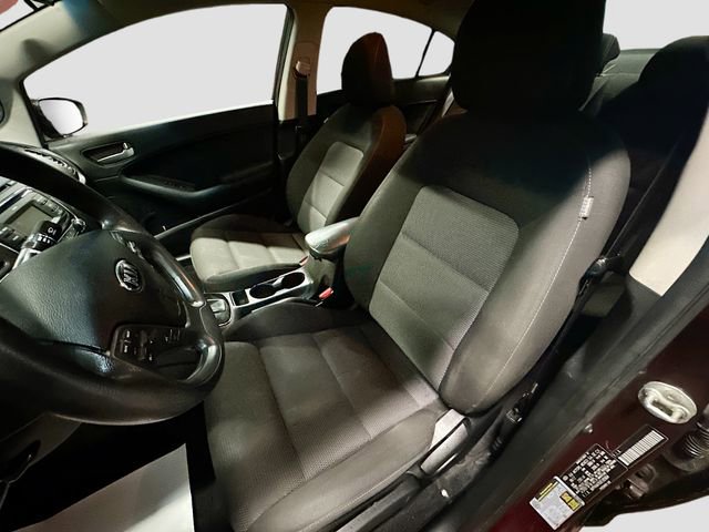 Used 2018 Kia Forte LX image 18