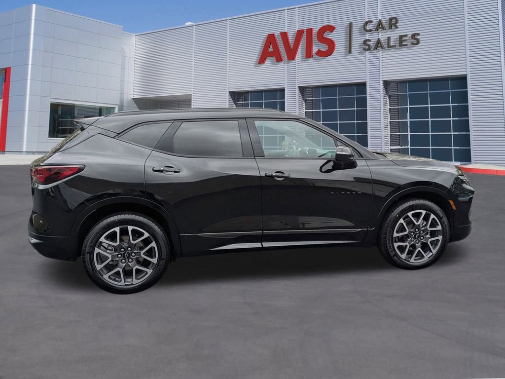 Used 2025 Chevrolet Blazer RS image 5