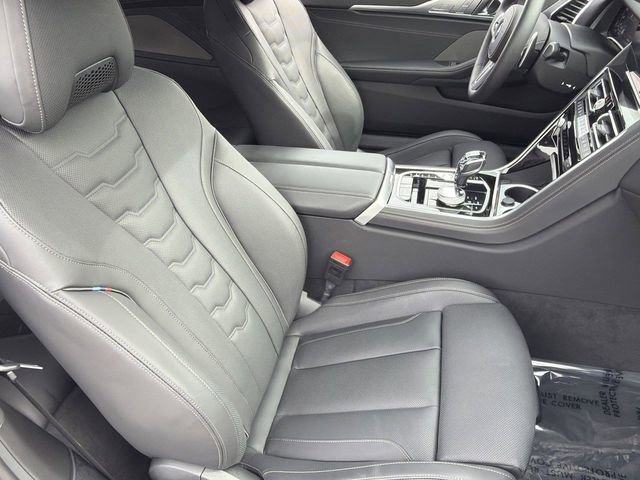 Used 2024 BMW M850i xDrive Convertible image 11