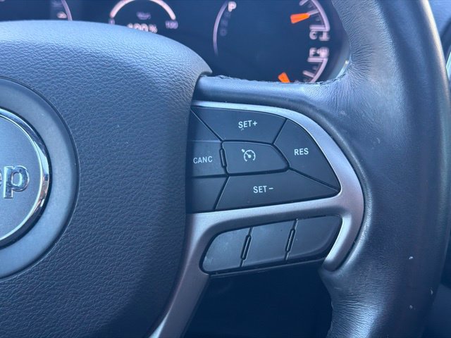 Used 2019 Jeep Grand Cherokee Altitude AWD/4WD image 31
