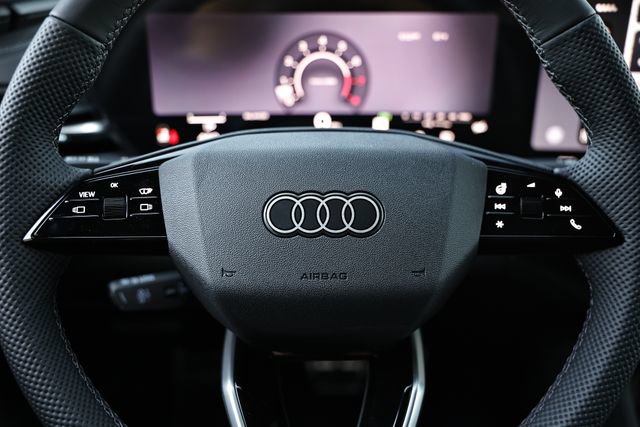 New 2026 Audi SQ5 Prestige AWD/4WD image 32