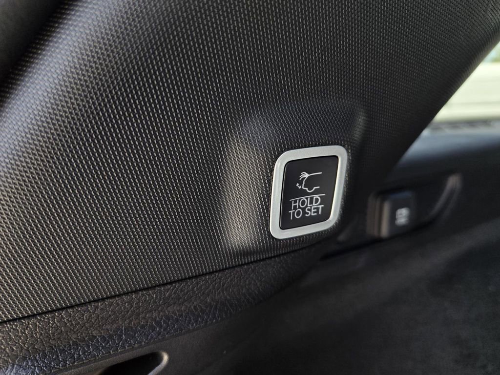 New 2026 Jeep Grand Cherokee Summit AWD/4WD image 13