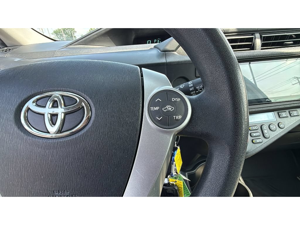Used 2014 Toyota Prius C One FWD image 23