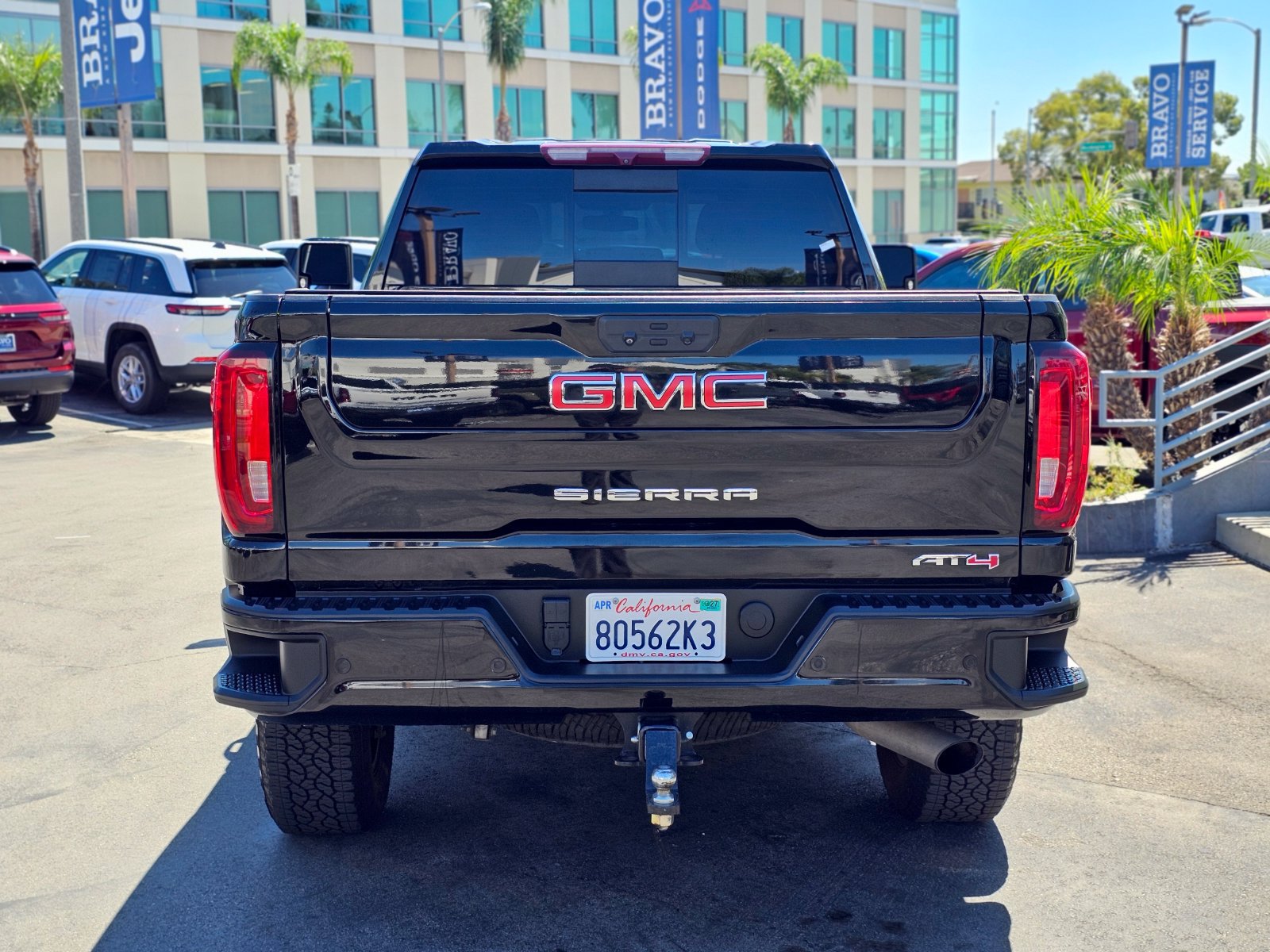 Used 2022 GMC Sierra 2500 AT4 w/ AT4 Preferred Package AWD/4WD image 8