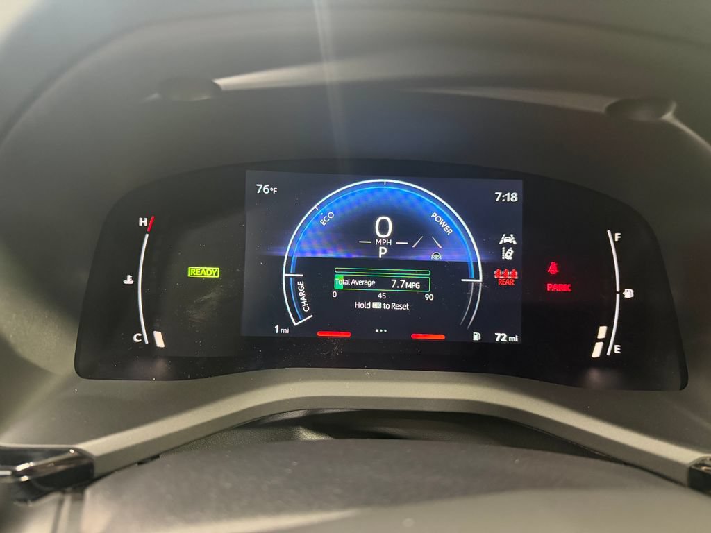 New 2026 Toyota Camry Hybrid FWD image 13