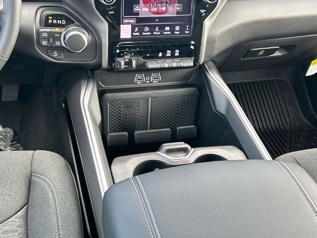 New 2027 RAM 1500 4x4 Crew Cab image 16