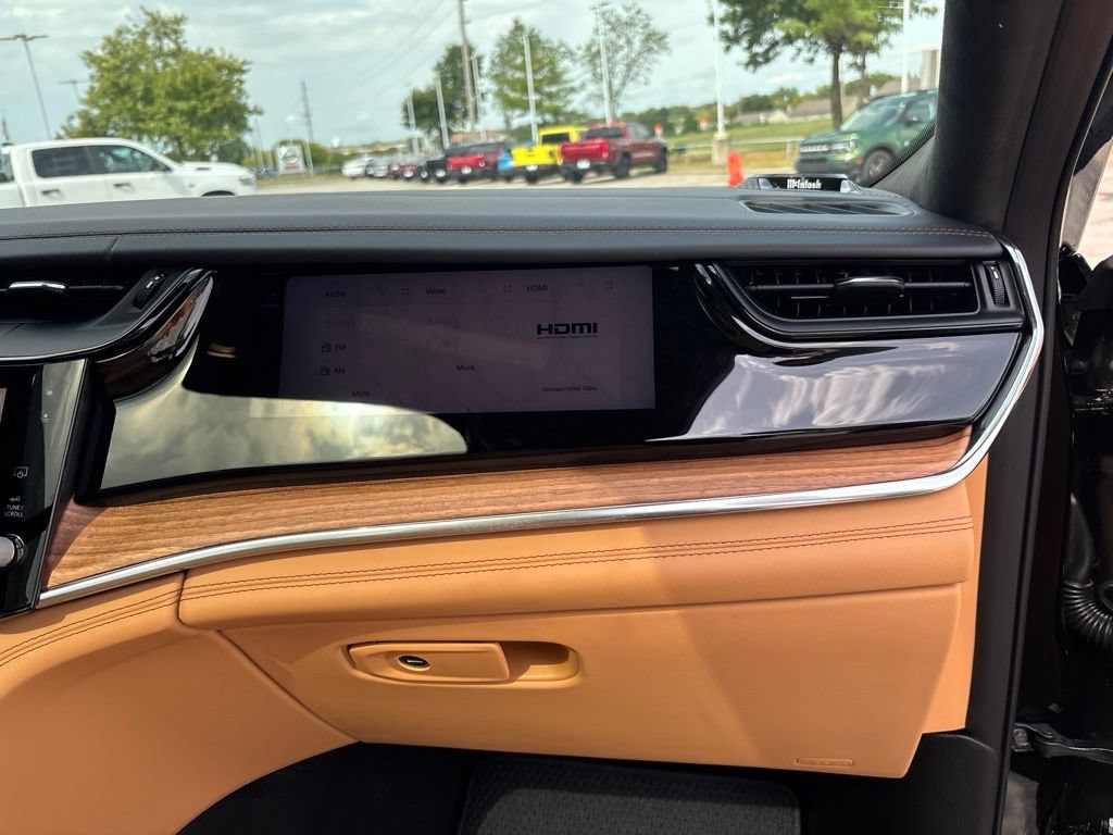 New 2027 Jeep Grand Cherokee Summit AWD/4WD image 33