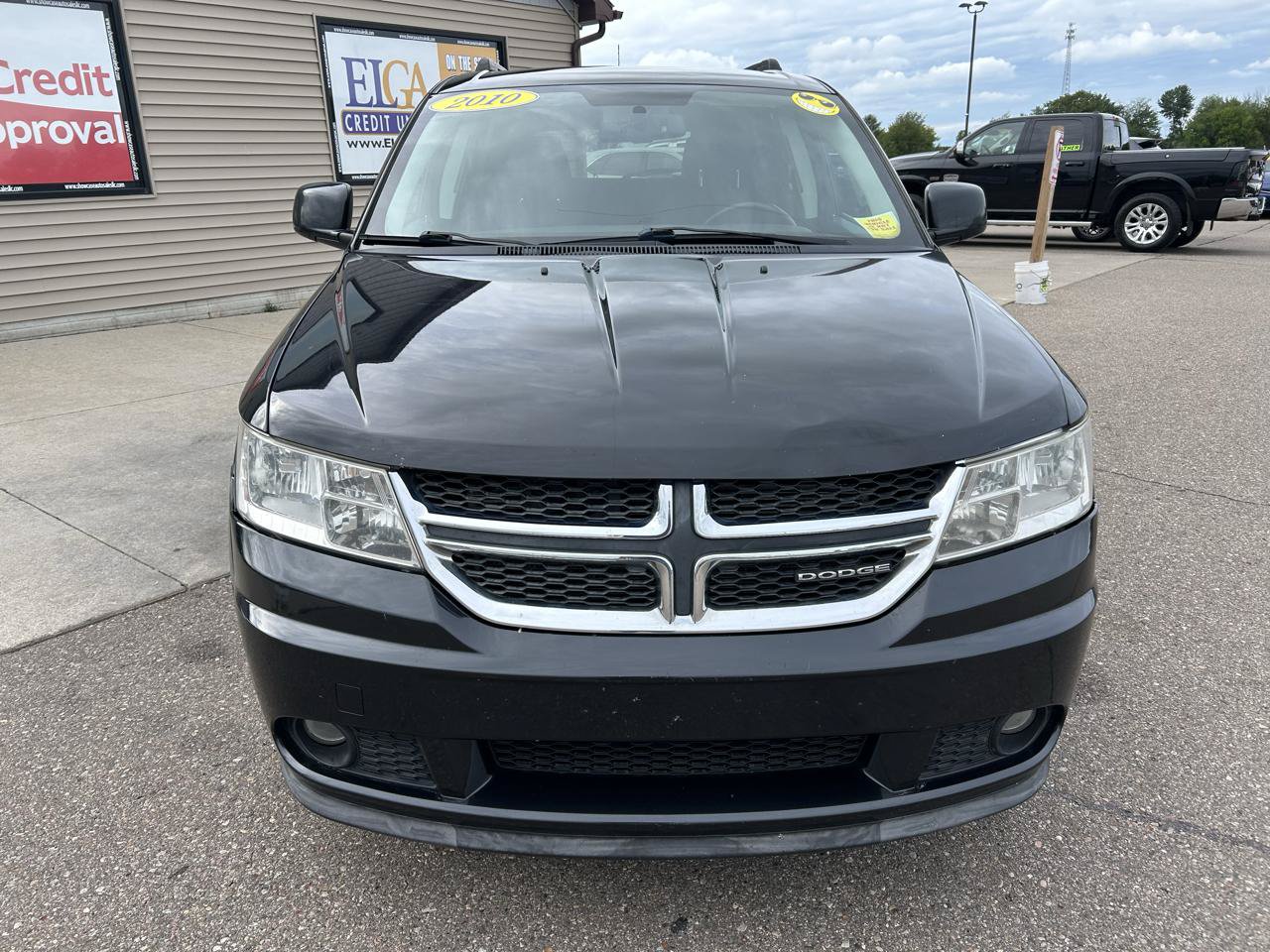 Used 2010 Dodge Journey SXT FWD image 2
