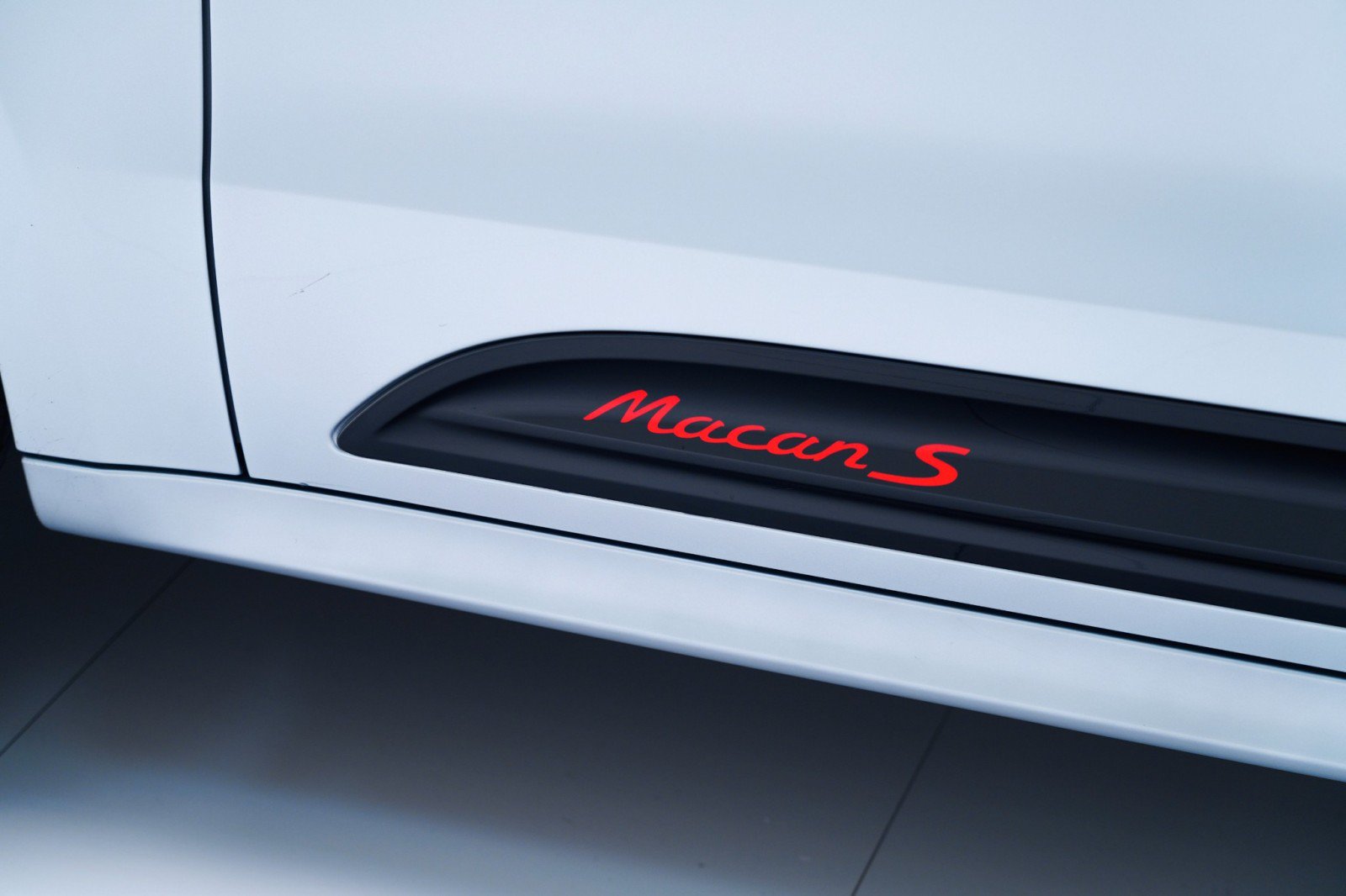 New 2026 Porsche Macan S AWD/4WD image 13