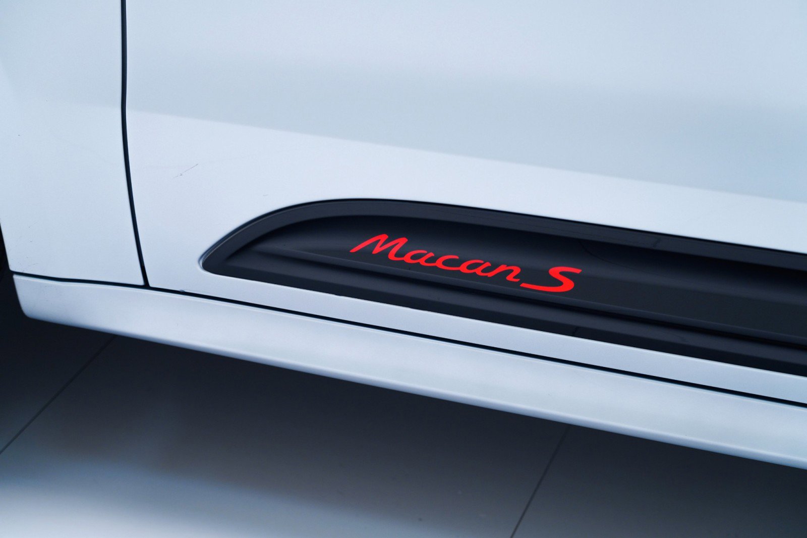 New 2026 Porsche Macan S image 13