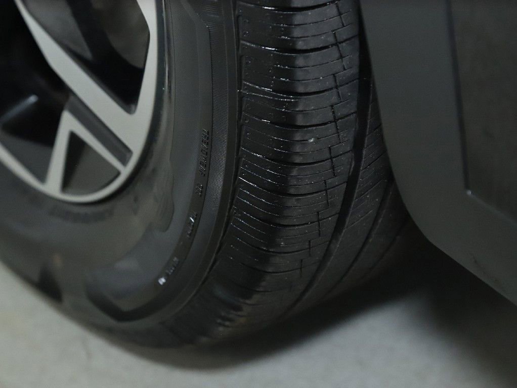 Used 2025 Kia Sportage LX image 38