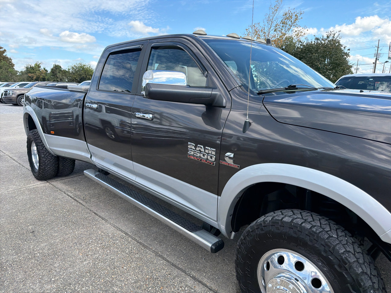 Used 2017 RAM 3500 Laramie image 11
