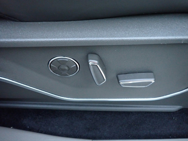 Used 2024 Ford F150 Platinum w/ Equipment Group 703A Plus image 14