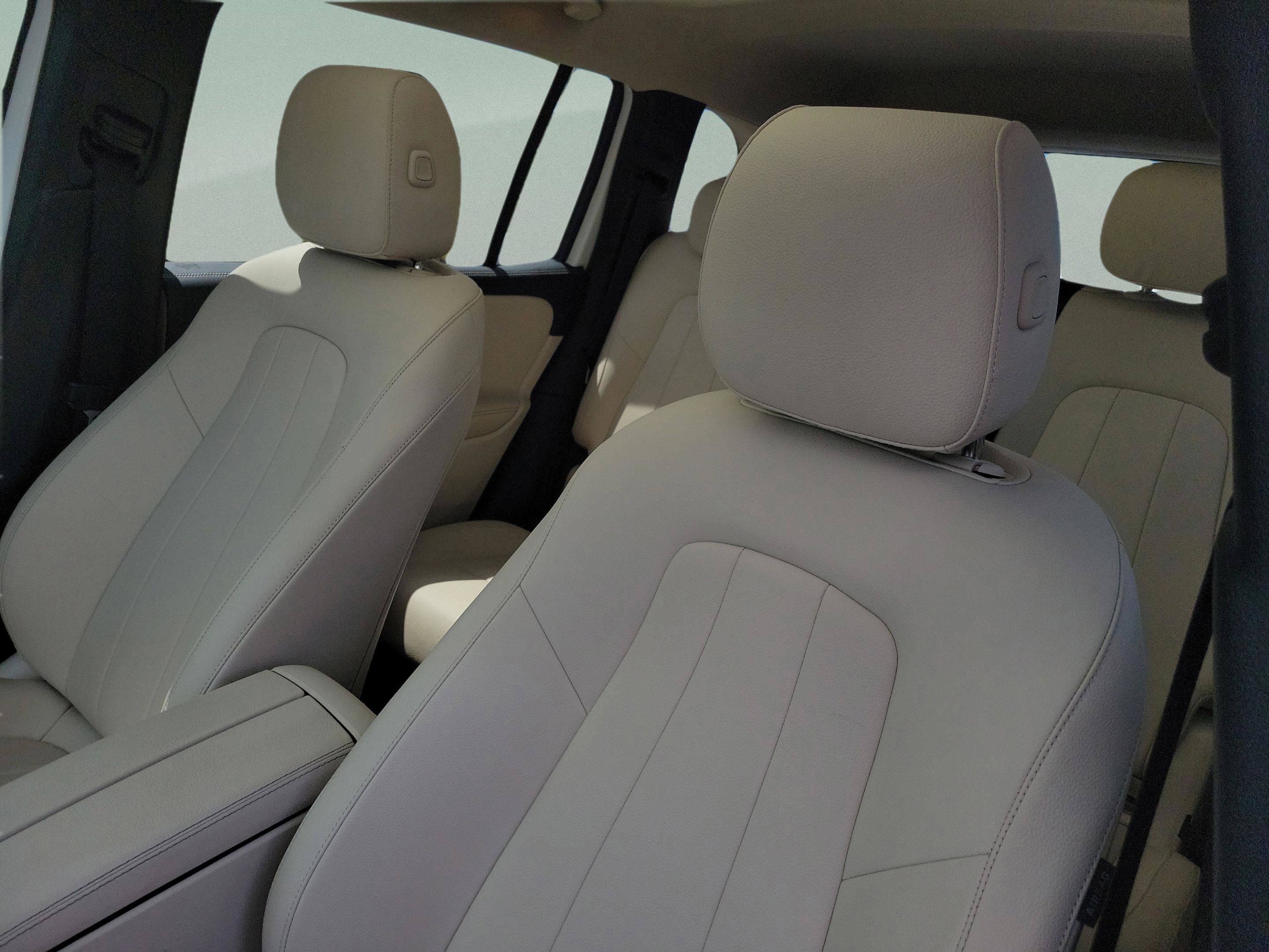 Used 2023 Mercedes-Benz GLB 250 4MATIC image 16