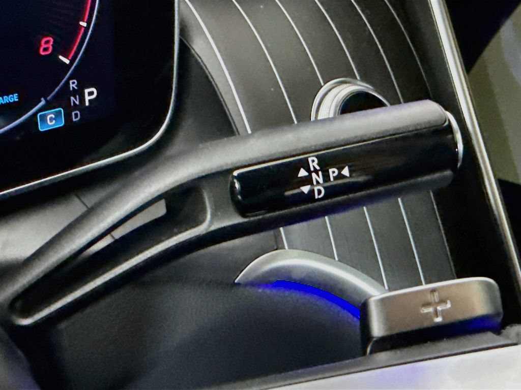Certified 2025 Mercedes-Benz GLC 300 4MATIC image 17