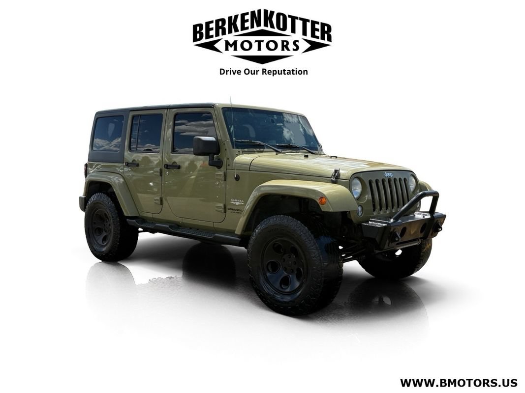 Used 2013 Jeep Wrangler Unlimited Sahara w/ Connectivity Group AWD/4WD image 1