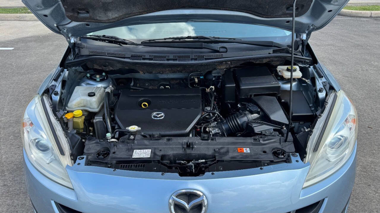 Used 2012 MAZDA MAZDA5 Touring w/ Moonroof & Audio Pkg image 17