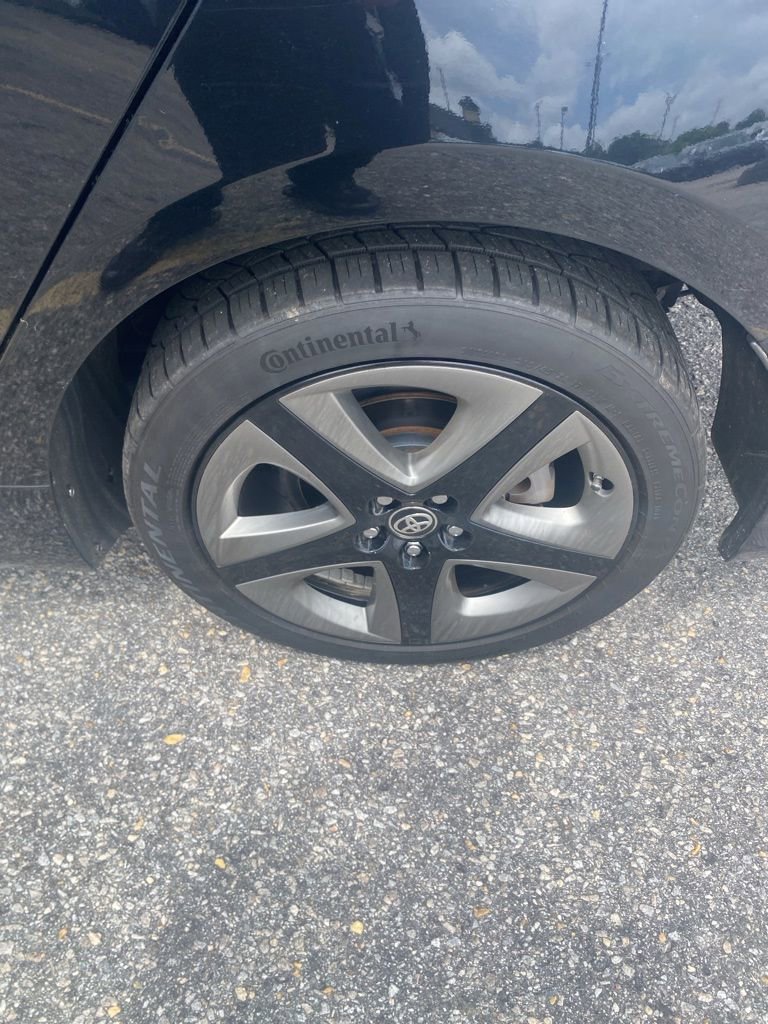 Used 2019 Toyota Prius Limited FWD image 5