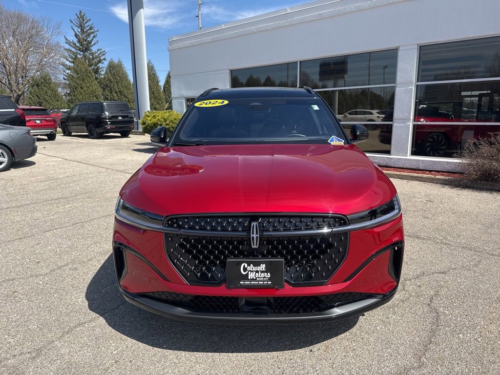 Used 2024 Lincoln Nautilus Reserve w/ Equipment Group 203A image 5