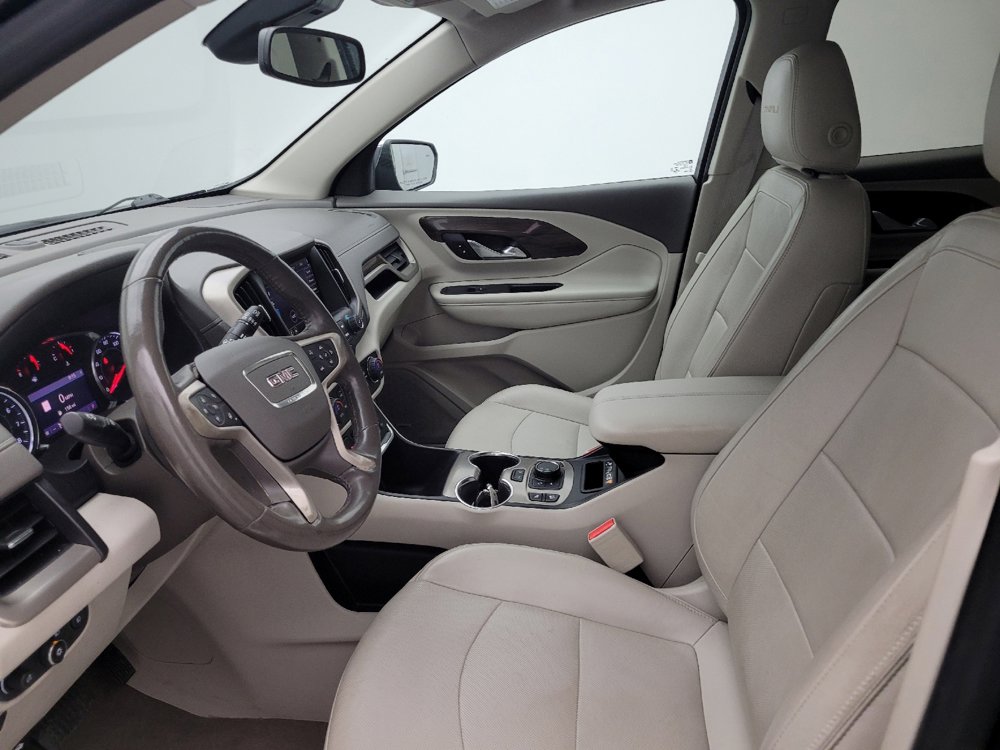 Used 2020 GMC Terrain Denali w/ Denali Premium Package FWD image 17
