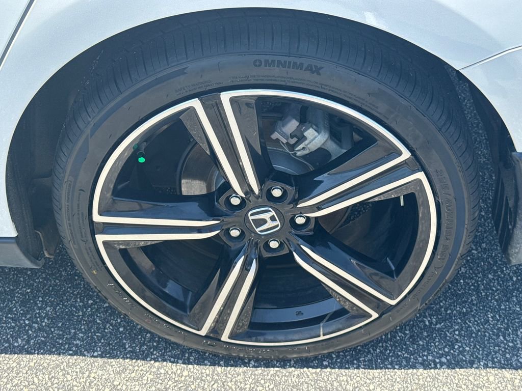 Used 2024 Honda Accord Sport image 19